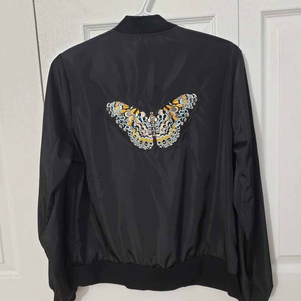 Jacket Lightweight - Picture 2 of 3